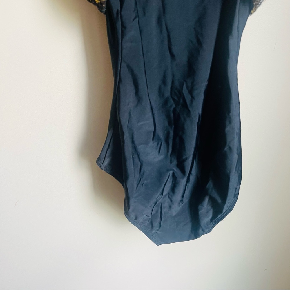 Double Platinum Performance Wear Multicolored Seq… - image 7